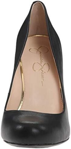 Jessica Simpson Women's Calie Pump in Kuwait