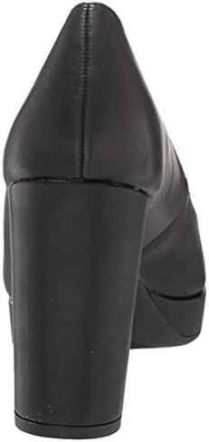 Naturalizer Women's Berlin Pump in Saudi Arabia