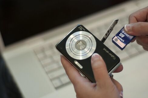 كينجستون 4 جيجا كلاس 4 SDHC ذاكرة فلاش 2 حزمة SD4/4GB- in Saudi Arabia