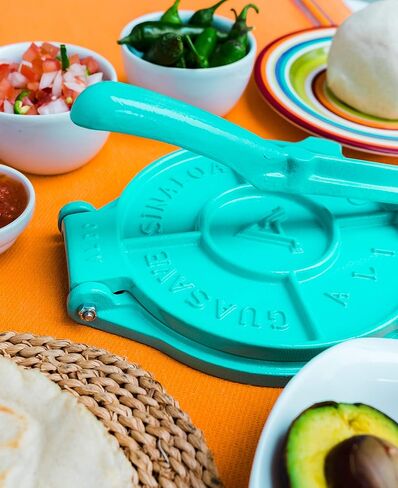 مكبس تورتيلا 8 انش تركواز - الة صنع التورتيلا من الالومنيوم المصبوب - مكبس تاكو شديد التحمل - صنع في المكسيك لطحين الذرة والطعام المكسيكي المنزلي - تورتيليرا بارا هاسر تورتيلا - 2.5 باوند in Kuwait