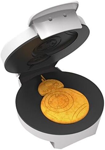 Uncanny Brands Star Wars BB-8 Waffle Maker - Makes BB8 Waffles - Kitchen Appliance in Saudi Arabia