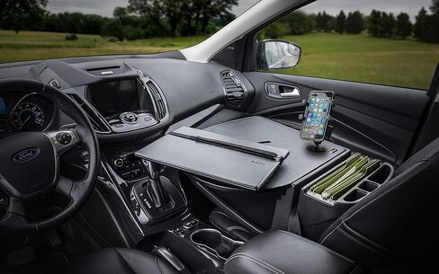 AutoExec AUE10072 Reach Front Seat Car Desk باللون الأسود مع حامل الهاتف in Kuwait
