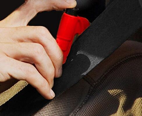 resqme The Original Keychain Car Escape Tool ، صنع في الولايات المتحدة الأمريكية (أزرق) in Kuwait