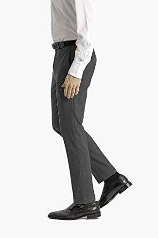 Calvin Klein Men's Skinny Fit Stretch Dress Pant in Saudi Arabia