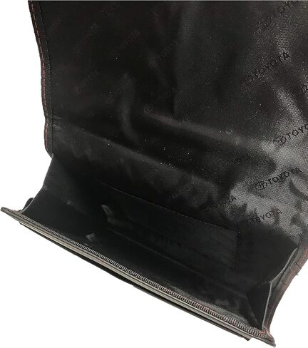 تويوتا حافظة يدوية للمالك الأصلي. الكتيبات غير متضمنة. in Kuwait