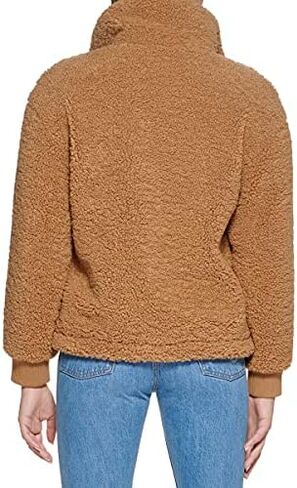 سترة شيربا تيدي النسائية من Levi's (المقاسات القياسية والمقاسات الكبيرة) in Kuwait