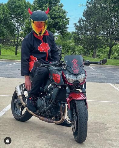 Helmet Flair® MagNeatOhz™ Large Devil Horns for Helmet | Made in USA | Helmet Accessory for Motorcycle Helmet, Bike Helmet, Ski Helmet | Magnetic & Interchangeable | Pair (Helmet Not Included) in Kuwait