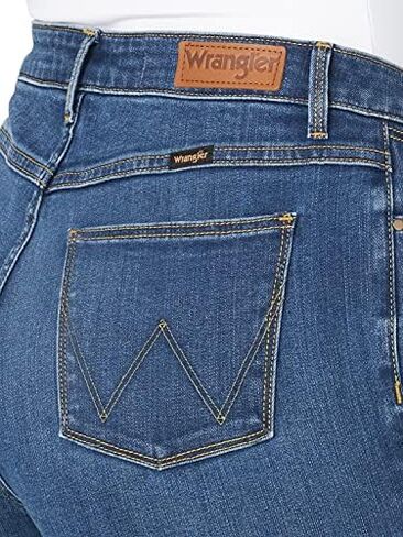 بنطلون جينز نسائي من Wrangler ذو ارتفاع عالٍ وقصة مستقيمة in Kuwait