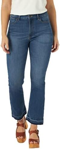 بنطلون جينز نسائي من Wrangler Kick Flare عالي الارتفاع in Kuwait