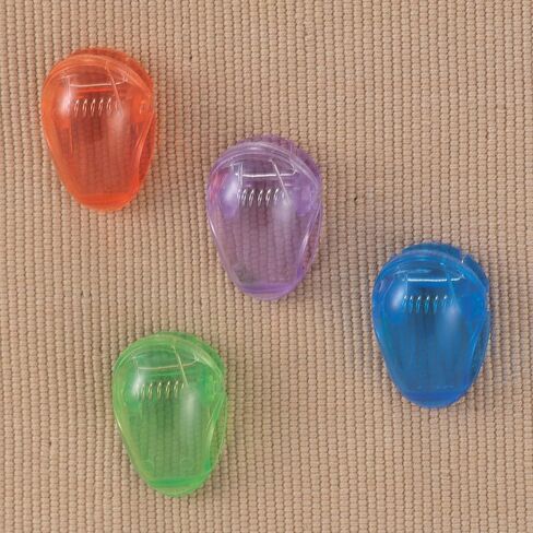 Officemate Standard Cubicle Clips, Assorted Translucent Colors, Pack of 4 (30172) in Saudi Arabia