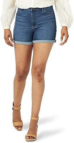 شورت جينز ملفوف للسيدات من Wrangler مقاس 4 بوصات in Kuwait