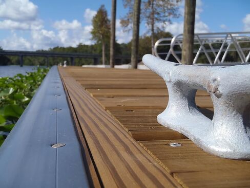 قاعدة تثبيت إيزي فليكس البلاستيكية على شكل حرف D من ديمكس in Kuwait