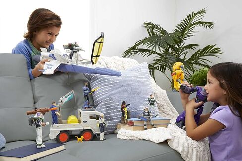 سيارة ماتيل لايت يير تويز، شاحنة متعددة الاستخدامات بقاعدة بمقياس 5 بوصات، لعبة تجميع الأفلام، عجلات دوارة وأجزاء عمل in Kuwait