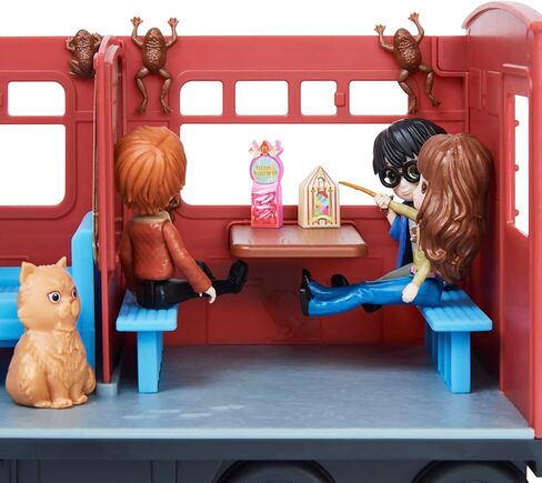 Wizarding World Harry Potter, Hedwig Purse Pets Interactive Pet Toy and Shoulder Bag, Over 30 Sounds and Reactions, Kids Toys for Girls Ages 6 and Up in Saudi Arabia