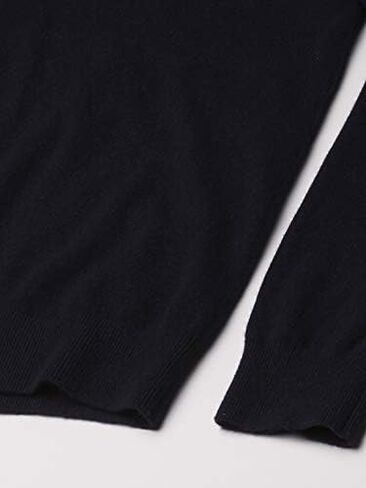 Vince Women's Weekend V-Neck in Saudi Arabia