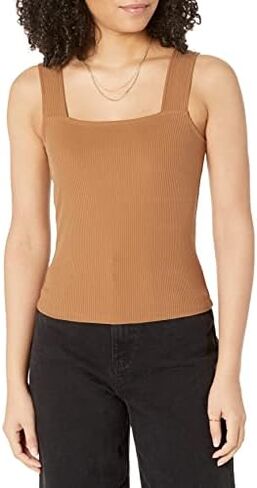 The Drop Women's Jody Square Neck Cropped Fitted Rib Knit Tank Top in Kuwait
