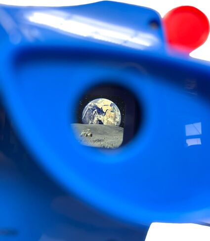 WARM FUZZY Toys 3D Viewfinder (Alligator) - Viewfinder for Kids & Adults, Classic Toys, Slide Viewer, 3D Reel Viewer, Retro Toys, Vintage Toys with 3 Reels - Contains 21 High Definition 3D Images in Saudi Arabia