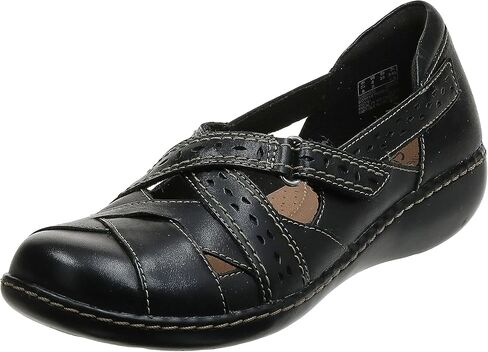 Clarks Women's Ashland Spin Q Slip-On Loafer in Saudi Arabia