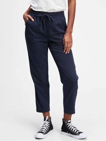 GAP Women's Easy Straight Pull-on Pants in Saudi Arabia