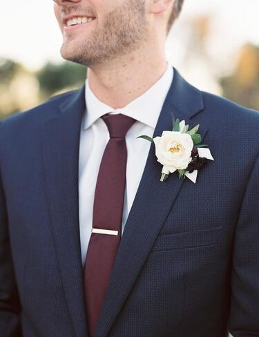 ZENXUS Skinny Solid Ties for Men, 2.5 inch Slim Plain Neckties 4-Pack in Kuwait
