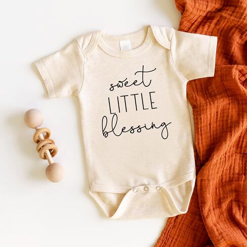 Bump and Beyond Designs Surprise Pregnancy Announcement Grandparents, Little Blessing in Saudi Arabia