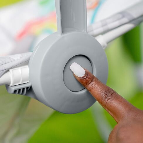 أرجوحة الأطفال الفاخرة من برايت ستارتس ويمزيكال وايلد المحمولة والمدمجة مع الموسيقى والعلامات، للأطفال حديثي الولادة وما فوق in Kuwait