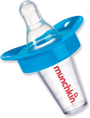 موزع الأدوية السائلة Munchkin® The Medicator™، باللون الأزرق in Kuwait