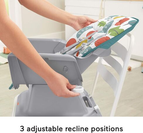 مقعد طعام محمول للأطفال الصغار من Fisher-Price Spacesaver بسيط ونظيف مع بطانة صينية قابلة للإزالة، غابة ضوء القمر [حصريًا لأمازون] in Kuwait
