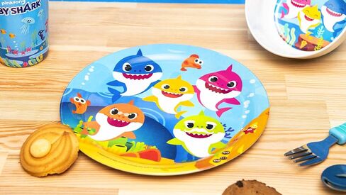 Zak Designs Baby Shark خالية من مادة BPA مصنوعة من مادة الميلامين المتينة ومثالية للأطفال، مجموعة هدايا مكونة من 6 قطع، Shark-6pcs in Kuwait