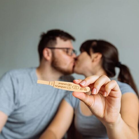 Blinking Stars Pregnancy Test Keepsake Box, Surprise Pregnancy Announcements for Grandparents Dad Aunt and Uncle, Wooden Baby Annouced Box for Grandma Auntie in Saudi Arabia