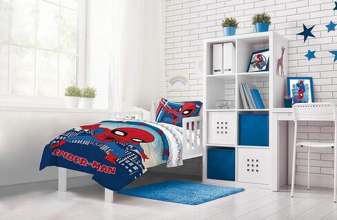 طقم سرير للأطفال الصغار مكون من 4 قطع من Jay Franco Marvel Super Hero Adventures Go Spidey - طقم سرير من الألياف الدقيقة فائقة النعومة يتضمن لحافًا للأطفال الصغار ومجموعة ملاءات - يتميز الفراش بشخصية سبايدرمان in Kuwait