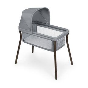 Chicco LullaGo® سرير أطفال محمول في أي مكان، خفيف الوزن، موفر للمساحة مع مرتبة مقاومة للماء وملاءة جاهزة، سرير سفر للأطفال يتضمن حقيبة حمل | الحجر الرملي / الرمادي