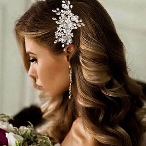 مشط شعر الزفاف من Casdre Crystal Bride قطعة شعر لؤلؤية لحفلات الزفاف للنساء والفتيات (فضي) in Kuwait