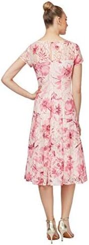S.L. Fashions Women's Short Sleeve Tea Length Fit and Flare Dress (Petite Missy) in Saudi Arabia