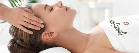 جل تنظيف الوجه - ديرما سويس - البشرة الدهنية/المختلطة، يزيل المكياج والزيوت الزائدة، منظف الحلول السريرية للسيطرة على حب الشباب ونظافة الوجه اليومية. in Saudi Arabia