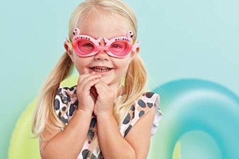 Girl Goggles in Saudi Arabia