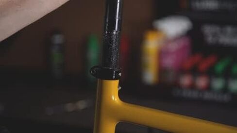 Finish Line Fiber Grip Carbon Fiber Bicycle Assembly Gel in Kuwait