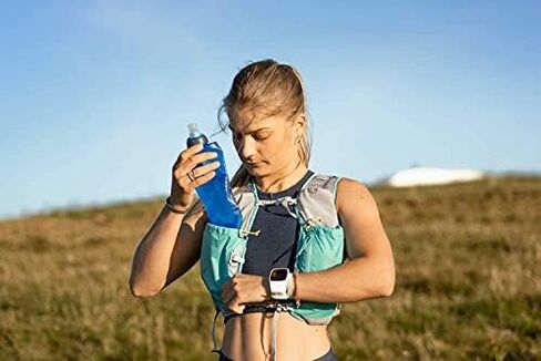 سترة CamelBak النسائية للجري مع مثانة ترطيب 50oz in Saudi Arabia