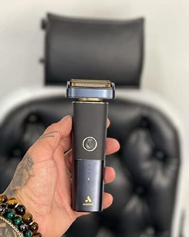 Andis 17300 reSURGE Lithium Titanium Foil Wet/Dry Shaver in Saudi Arabia