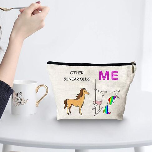 حقيبة مكياج 0ther 50 Years Old Me Unicorn - هدايا عيد الميلاد الخمسين المضحكة للنساء - التقاعد / تذكار/هدايا عيد الميلاد حقيبة مكياج للسفر لها، صديق، أمي، أخت، زوجة، زميل العمل in Kuwait