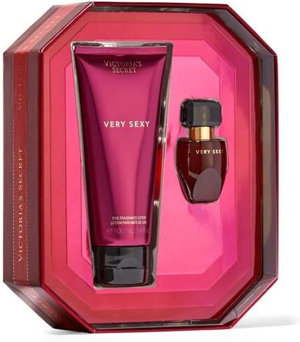 مجموعة هدايا فيكتوريا سيكريت فري سيكسي ميني Fragrance Duo: ماء عطر صغير وغسول للسفر in Saudi Arabia