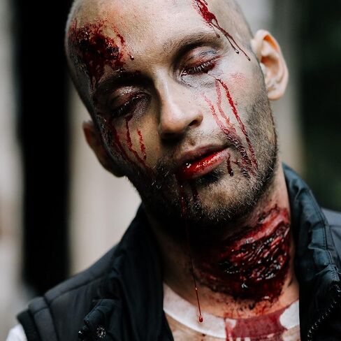 Wismee Fake Blood Squirt Blood، مكياج دم سائل مزيف لمصاصي الدماء، زومبي Sfx مكياج حفلة الهالوين (مشرق) in Kuwait