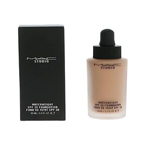 M.A.C Studio Waterweight SPF 30 Foundation-NC35-30 ml