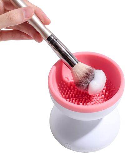 ون ليف مجفف كهربائي ممتاز لتنظيف فرش المكياج بسرعة فائقة - ادوات تنظيف فرش اوتوماتيكية محمولة لجميع الاحجام من بيوتي واي in Kuwait