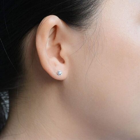 Self Ear Piercing Gun Self Ear Piercing Kit Safety Ear Piercing Gun Kit Tool with Earring Studs in Kuwait
