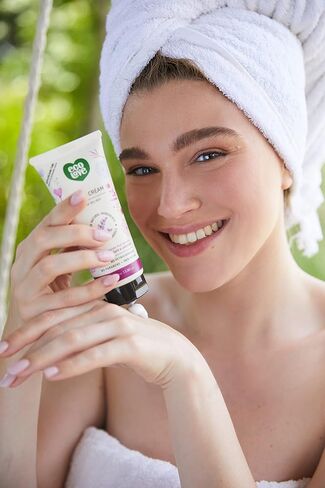 ecoLove - Natural and Organic Moisturizing Hand Cream- Organic Blueberry, Grape & Lavender - Non Greasy Fast Absorbing Vegan Hand Lotion for Dry Skin, 3.38 fl oz in Saudi Arabia