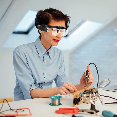 نظارات مكبرة للرأس من AZFUNN، عدسة مكبرة للرأس بدون استخدام اليدين مع أضواء، قابلة لإعادة الشحن، 3 عدسات قابلة للفصل، حقائب تخزين، مكبرة رأس LED لهوايات العمل والحرف اليدوية in Kuwait