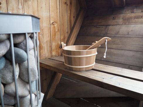 HSE Cedar Sauna Bucket & Ladle (4L, Red Cedar) in Saudi Arabia