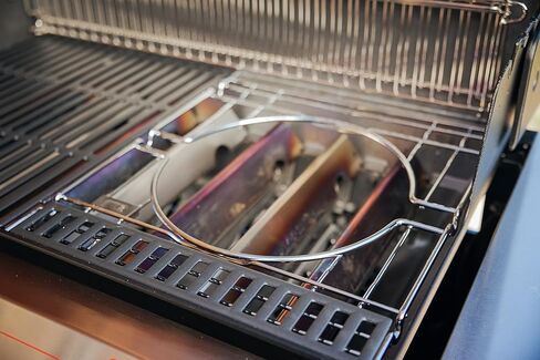 Weber Genesis E-335 Gas Grill, Natural Gas, Black in Kuwait