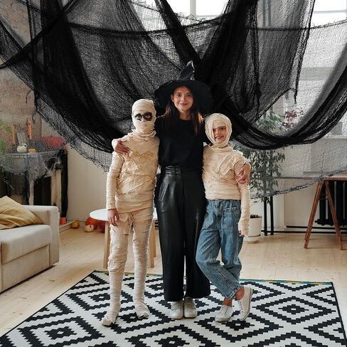 Watayo 500x39 Inch Large Size Halloween Spooky Cloth-Halloween White Scary Creepy Cloth-Windows Doorways Cover Gauze for Halloween Party Haunted House Decor in Saudi Arabia
